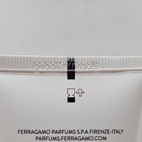 SALVATORE FERRAGAMO TUSCAN SOUL CONVIVIO SHAMPOO HAIR WASH SET OF 9 X 1.69 OZ - Picture 5 of 6